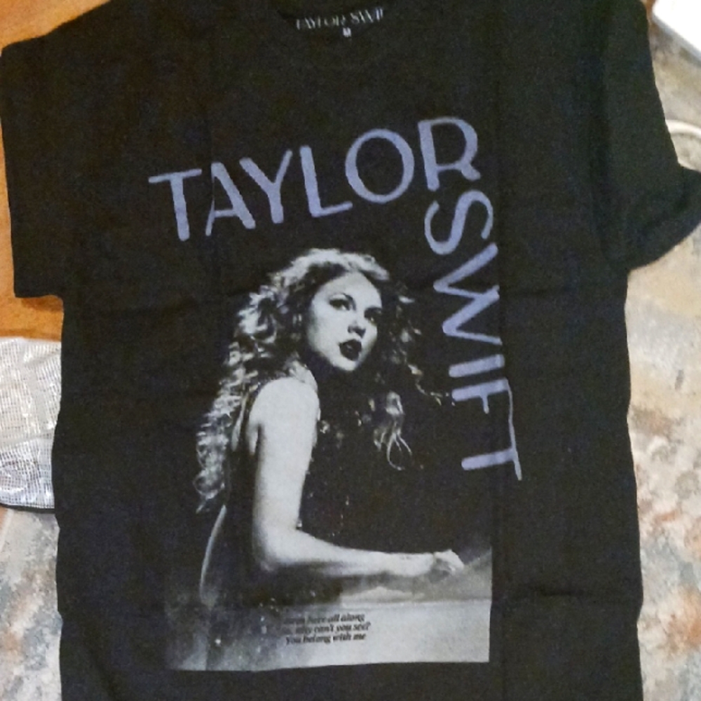 Taylor Swift Fearless (Taylor’s) “You're Not Sorry” T-Shirt Medium New In Bag